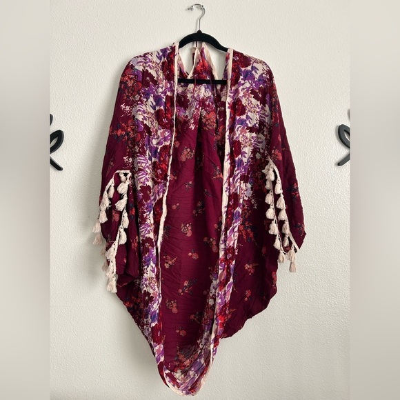 Free People Bali Wrapped in Blooms Floral Kimono - Picture 5 of 11
